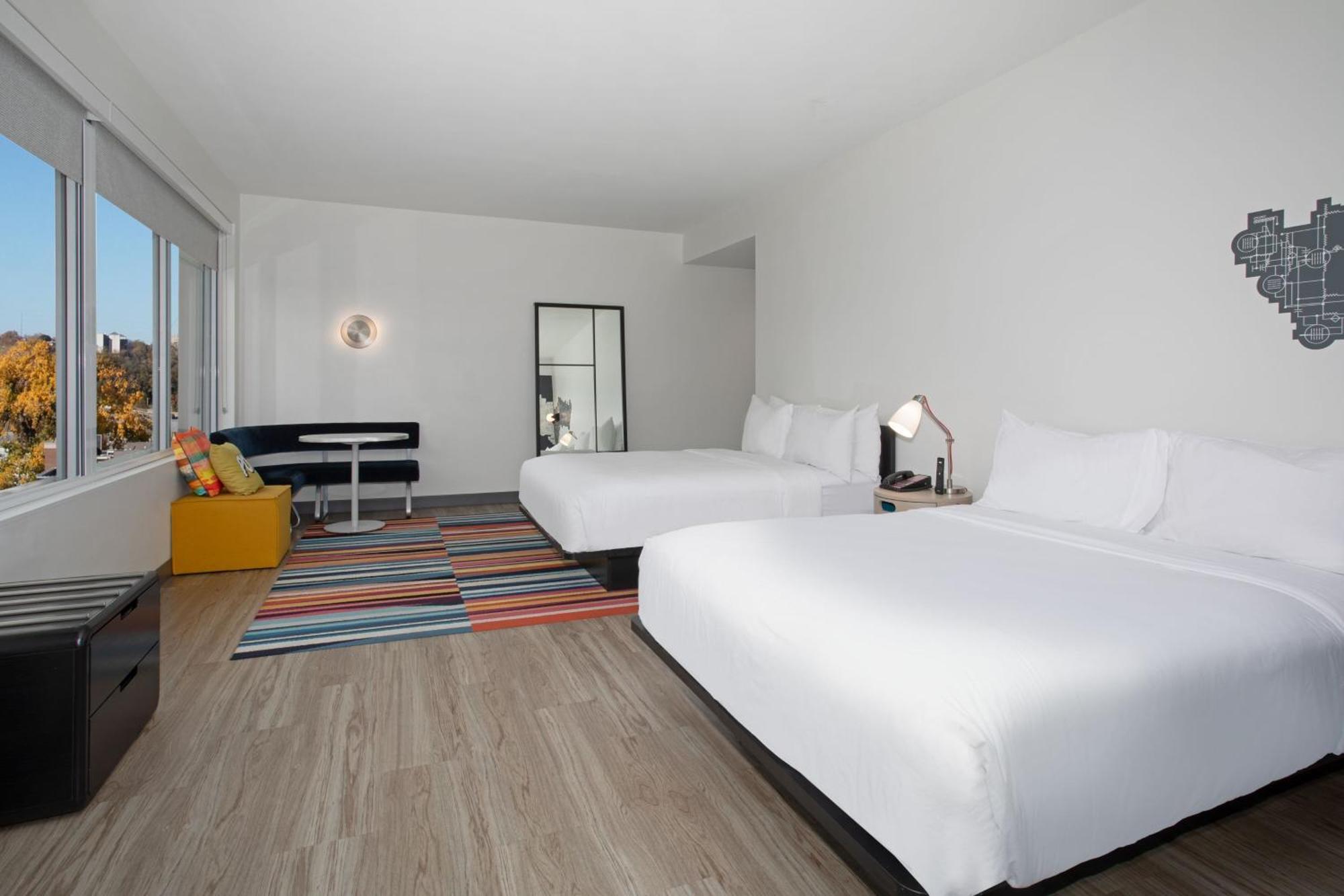 Aloft Aksarben Village Hotel 3*